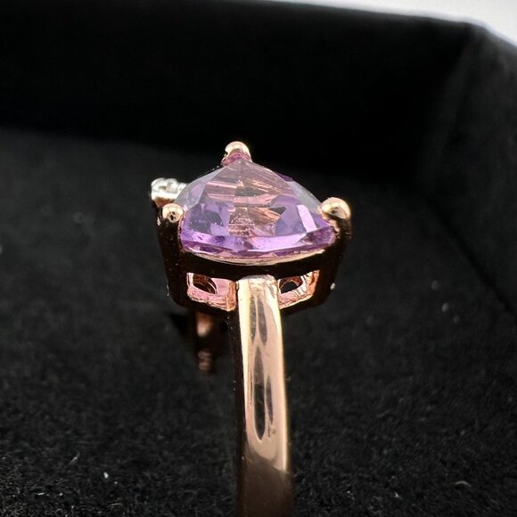 Beautiful Trillion Cut Purple Amethyst Arrow Ring  14kt Rose Gold Overlay Sz 7 - Picture 12 of 14